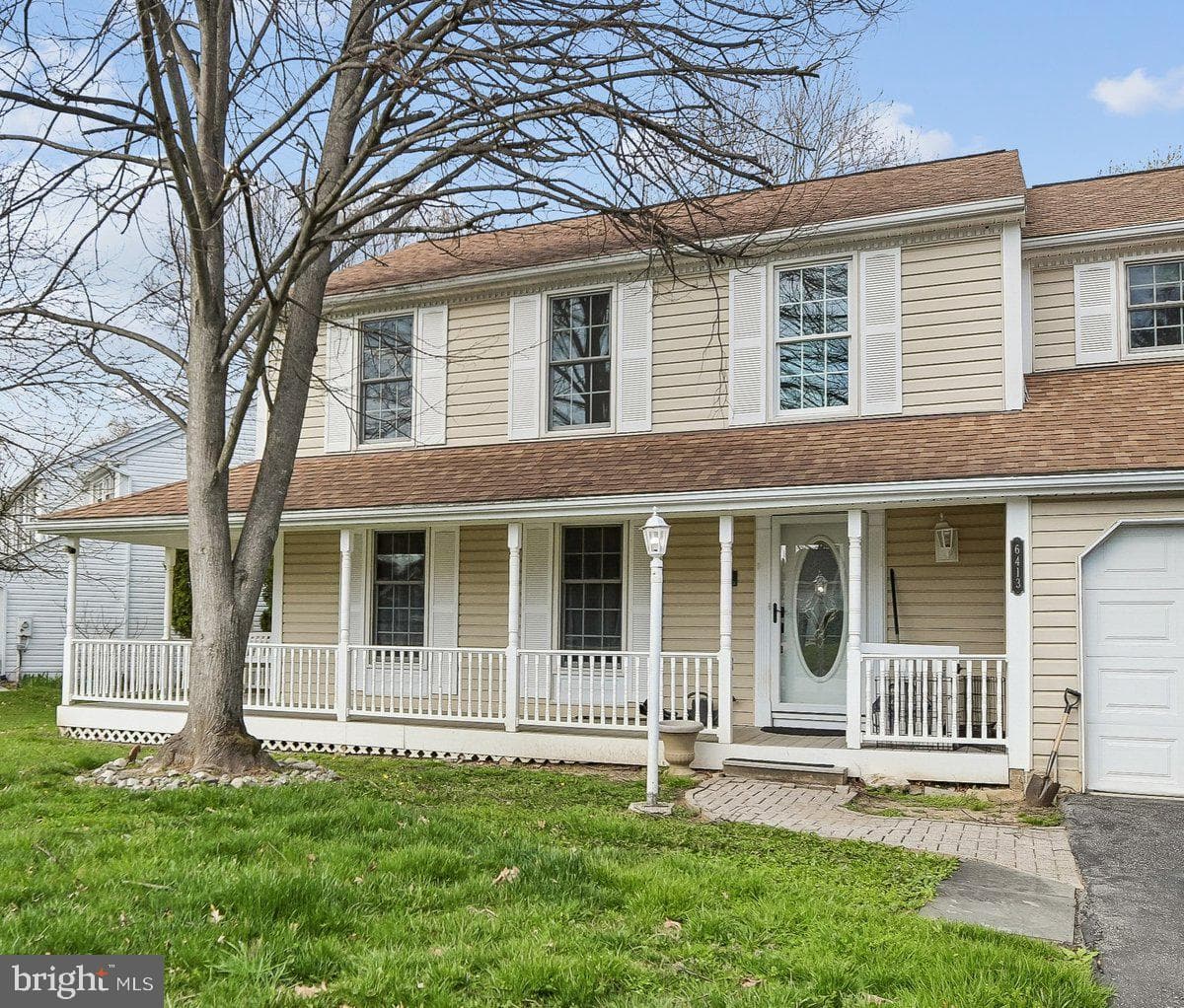 6413 White Peach Place photo 3