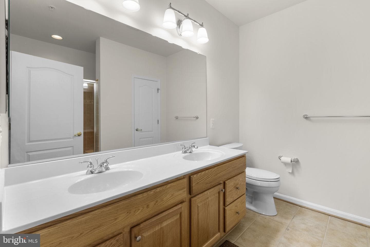 6155 Shadywood Road #204 photo 23
