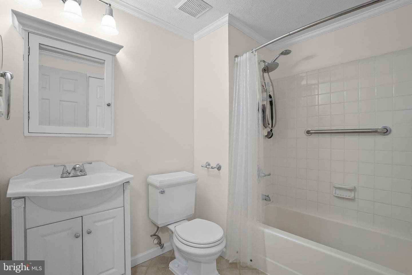 7129 Banjo Court photo 12