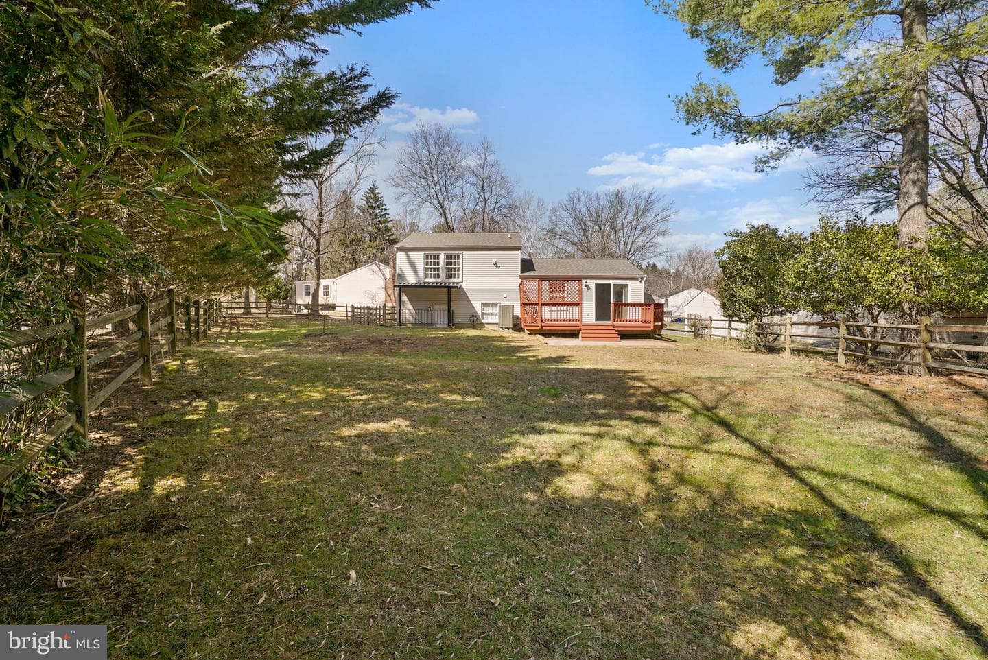 7129 Banjo Court photo 23