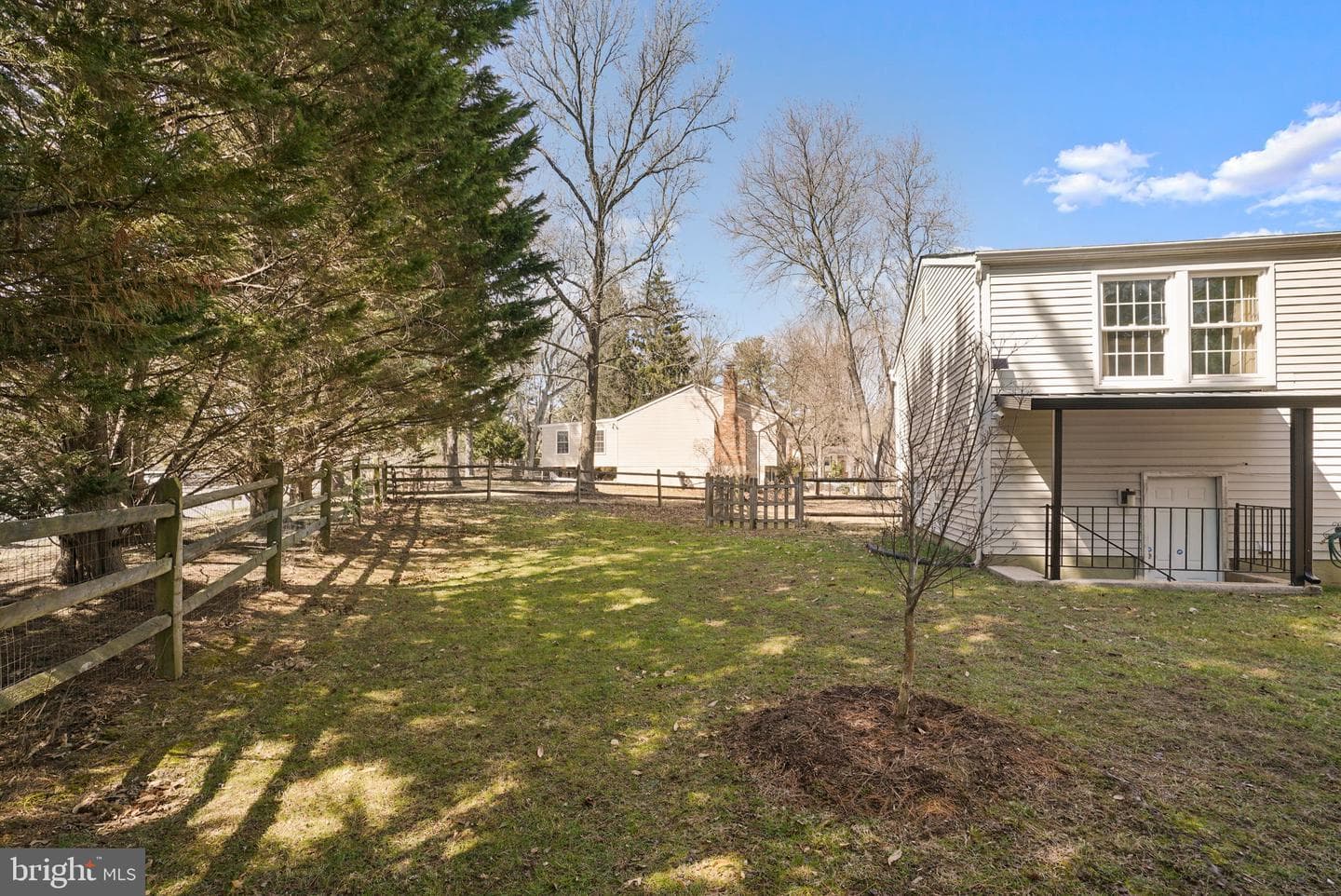 7129 Banjo Court photo 27