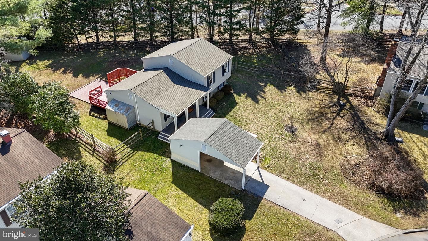 7129 Banjo Court photo 34