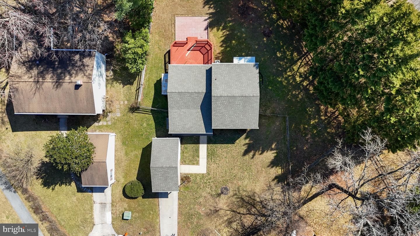 7129 Banjo Court photo 35