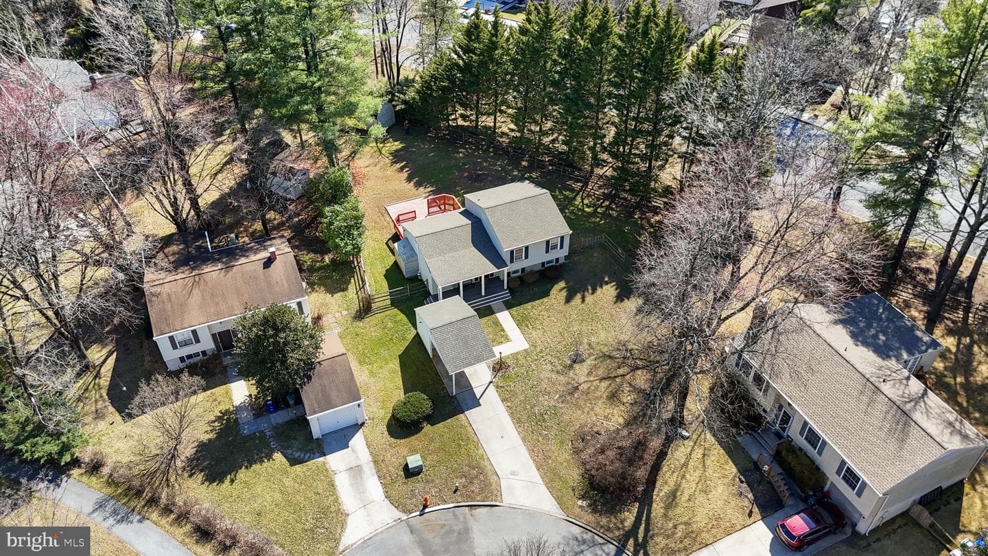 7129 Banjo Court photo 36