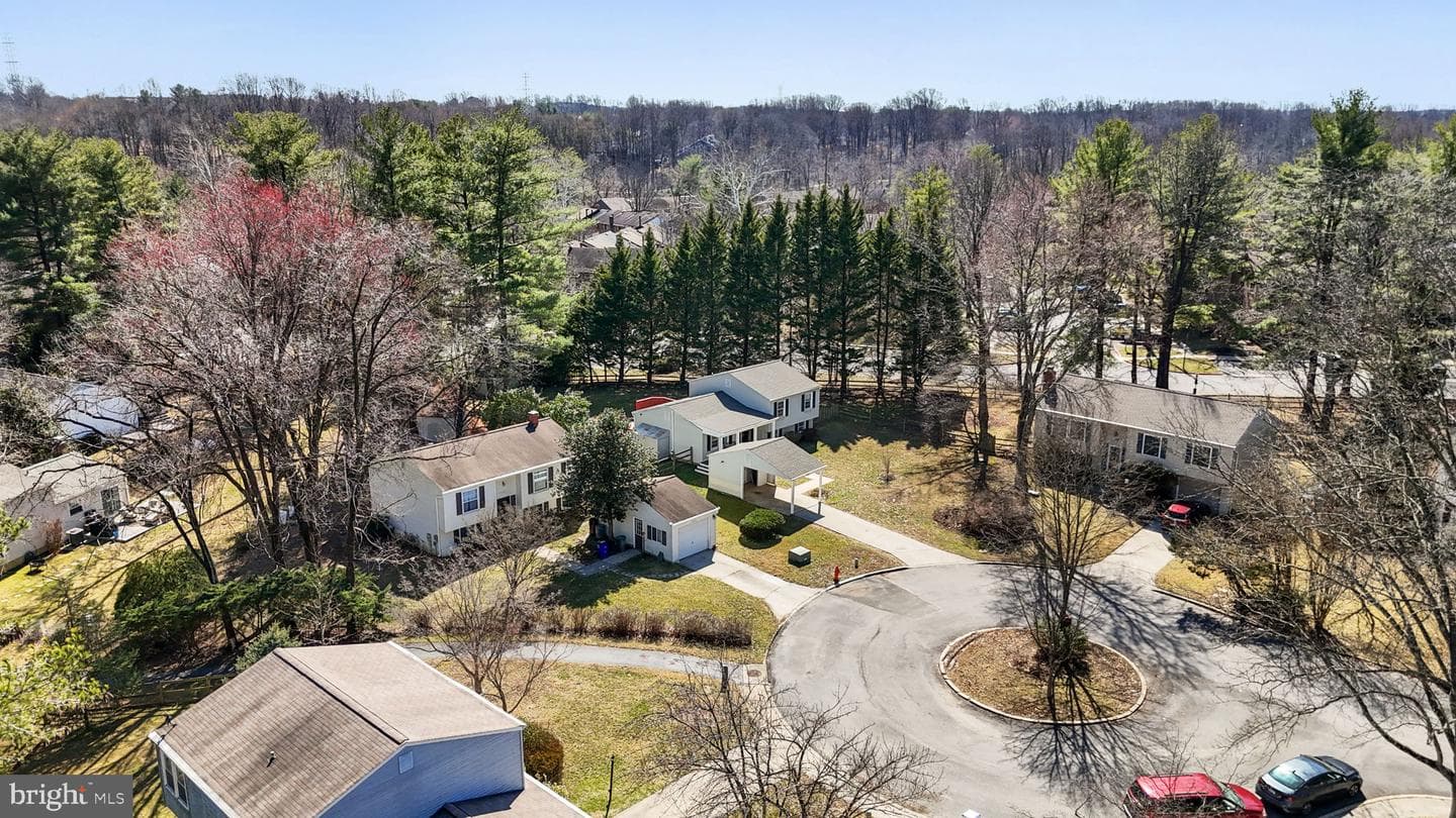 7129 Banjo Court photo 40