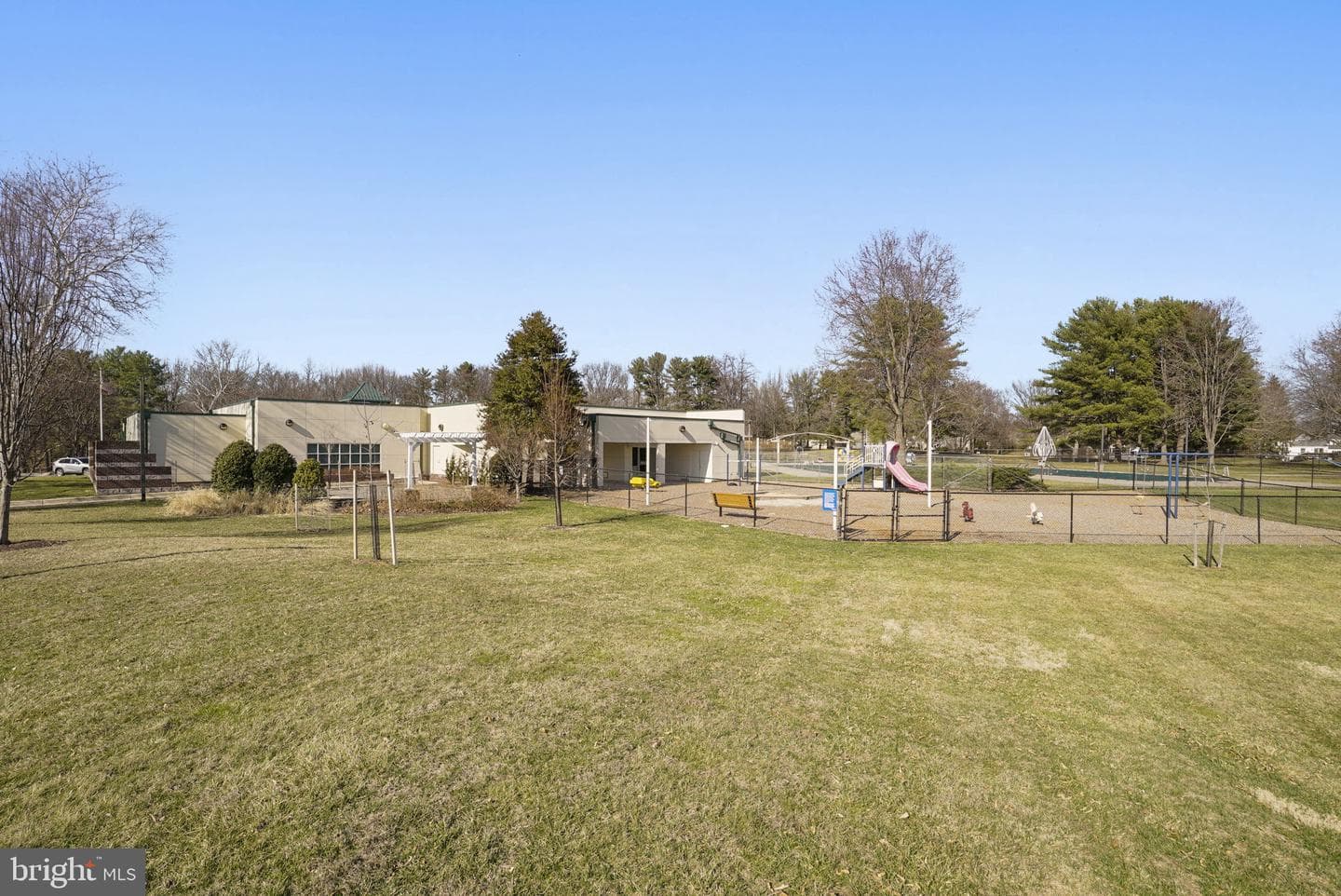 7129 Banjo Court photo 42