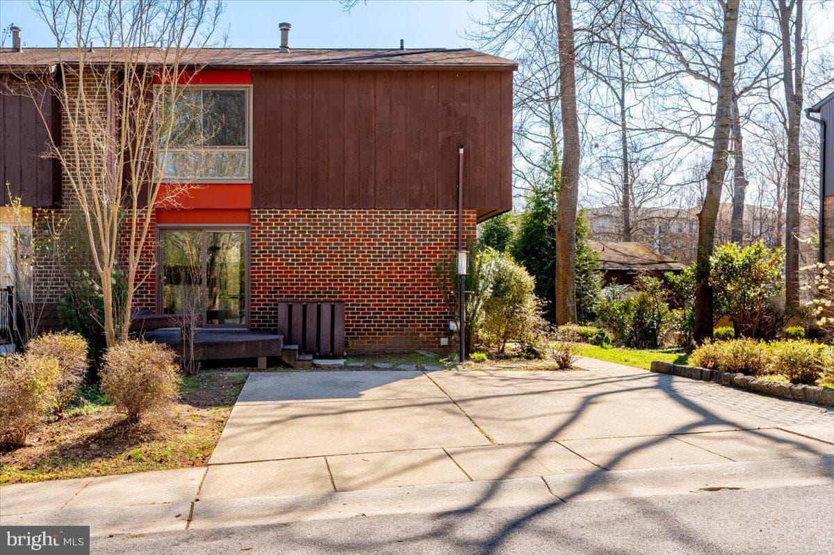 10357 Barcan Circle photo 32