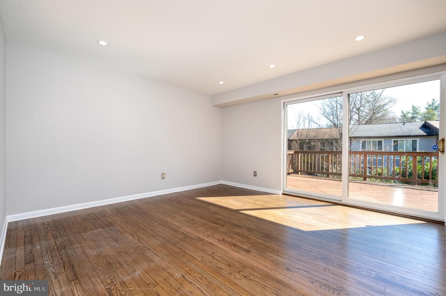 10357 Barcan Circle photo 4