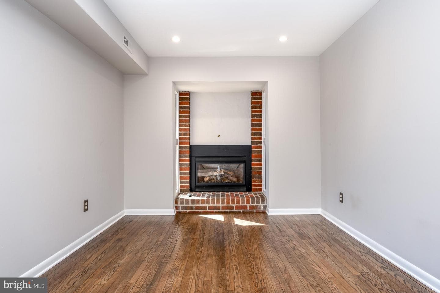 10357 Barcan Circle photo 6