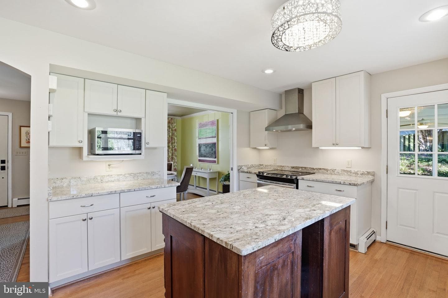 10208 Cabery Road photo 9