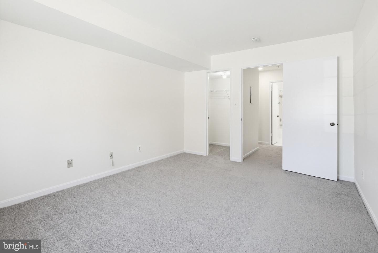 4922 Columbia Road #4 photo 17