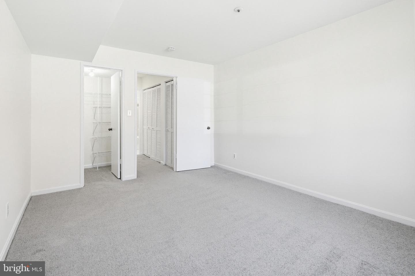 4922 Columbia Road #4 photo 18