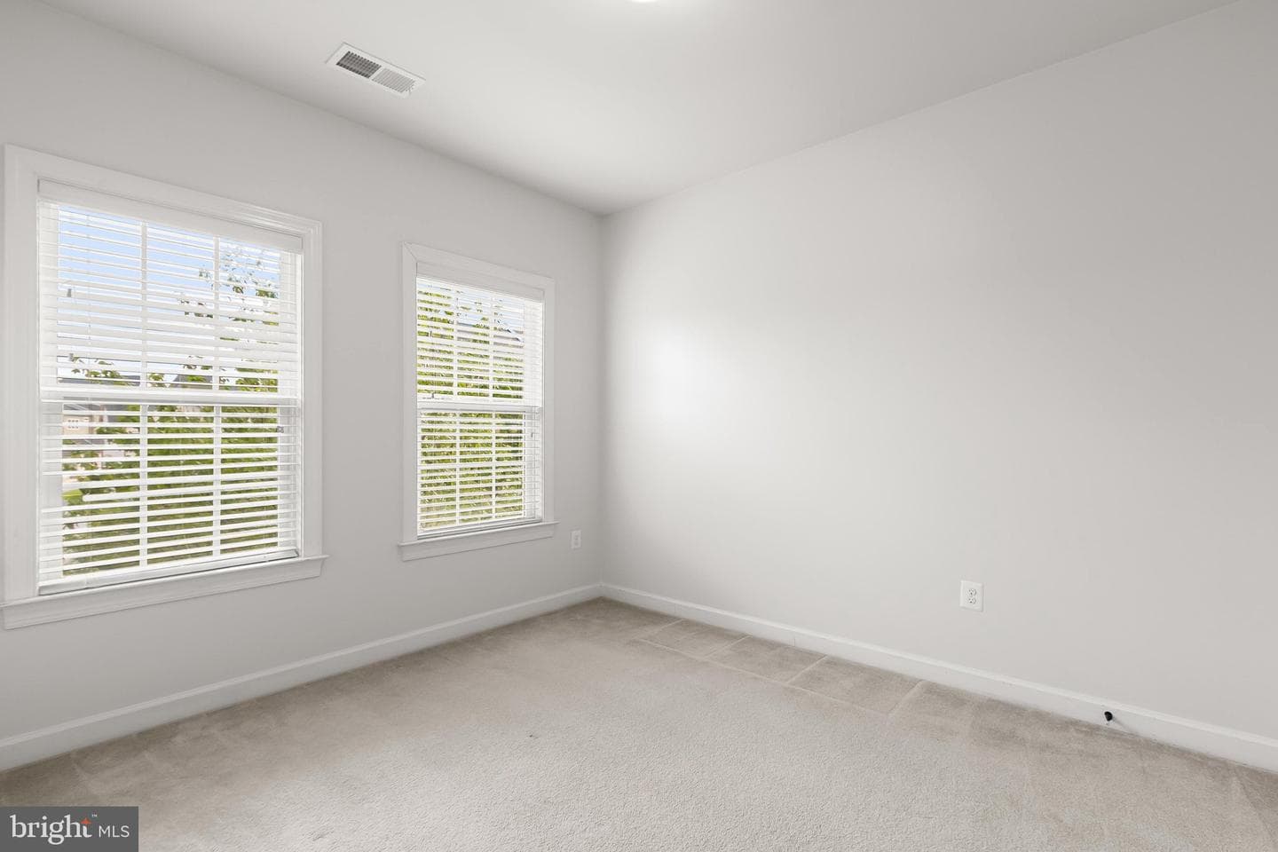 8935 Tawes Street photo 48