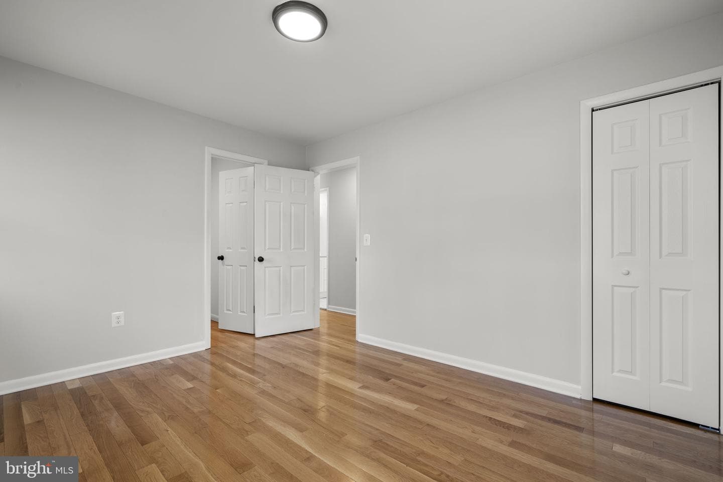 5759 Paradise Avenue photo 22