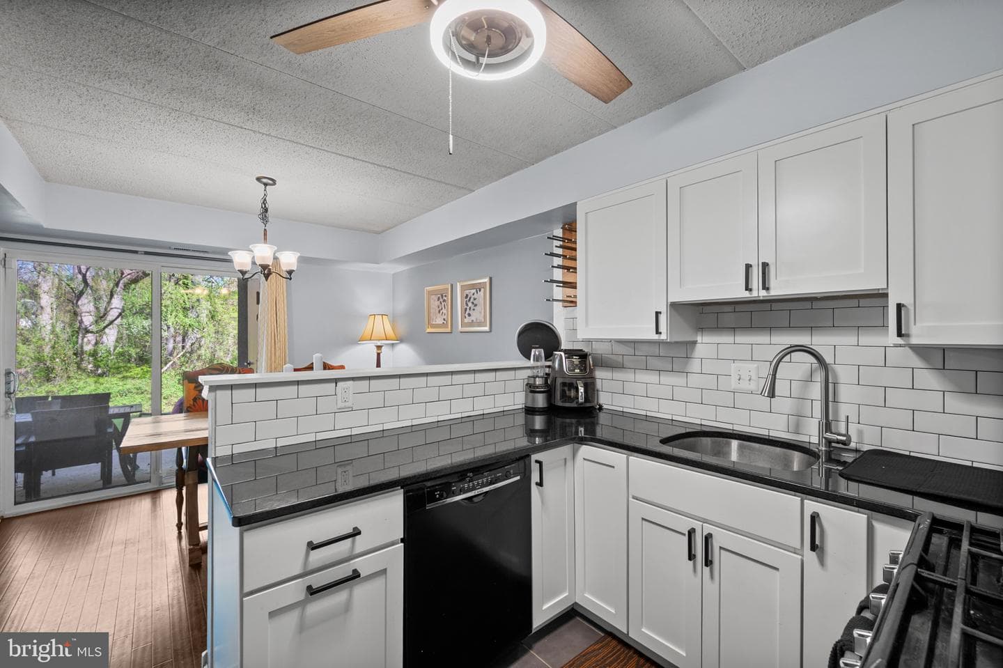 5659 Harpers Farm Road #a photo 11