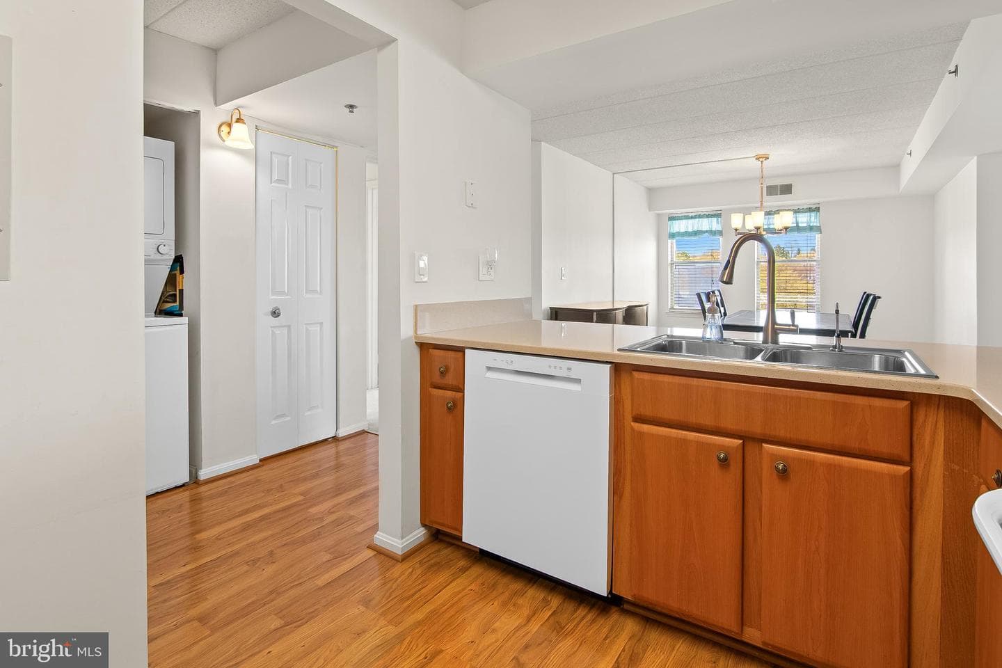7317 Eden Brook Drive #605 photo 11
