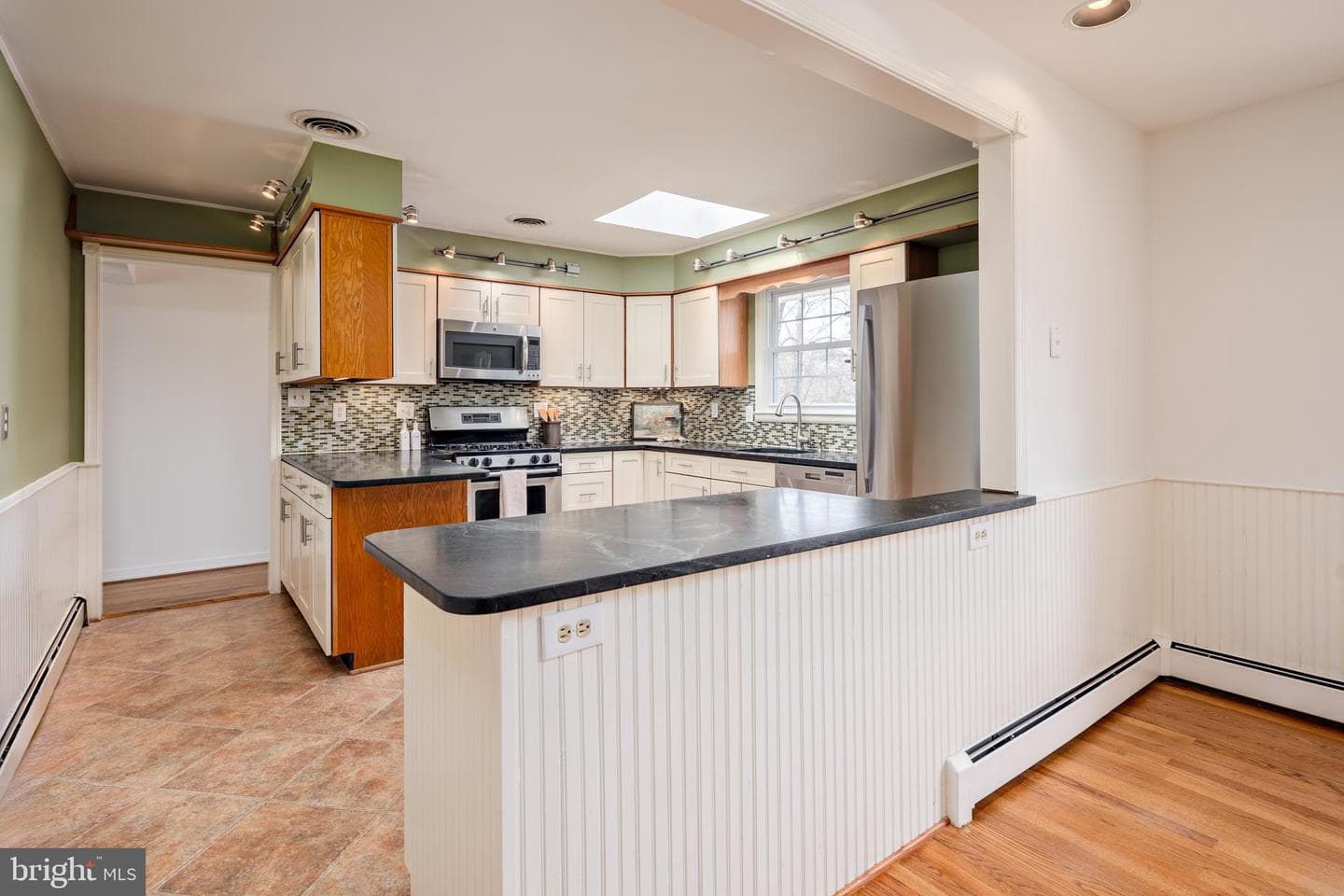 10214 Green Clover Drive photo 16