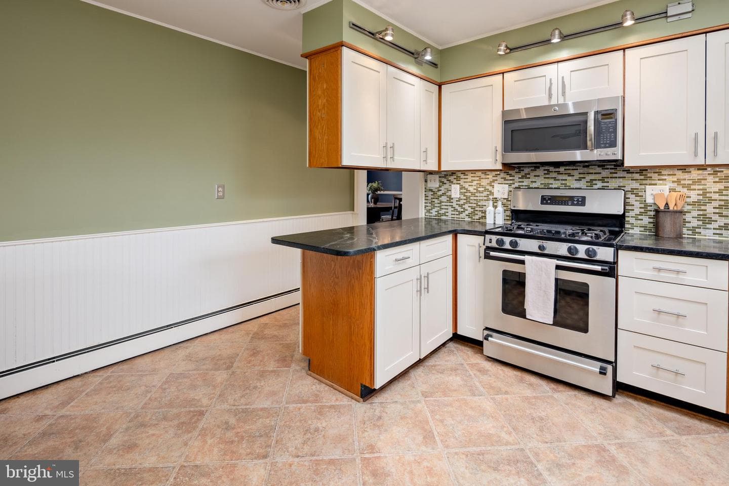 10214 Green Clover Drive photo 21