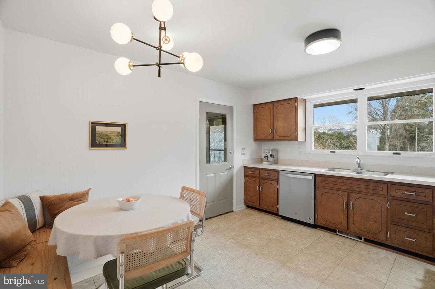 9304 Knoll Stone Court photo 11
