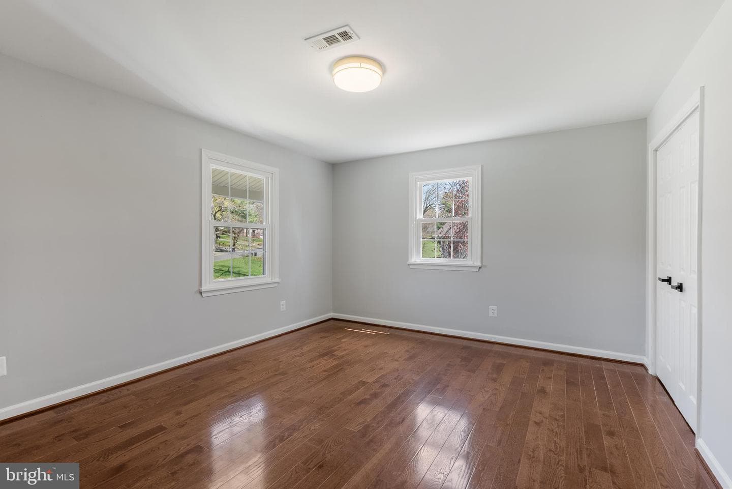 10021 Fox Den Road photo 19