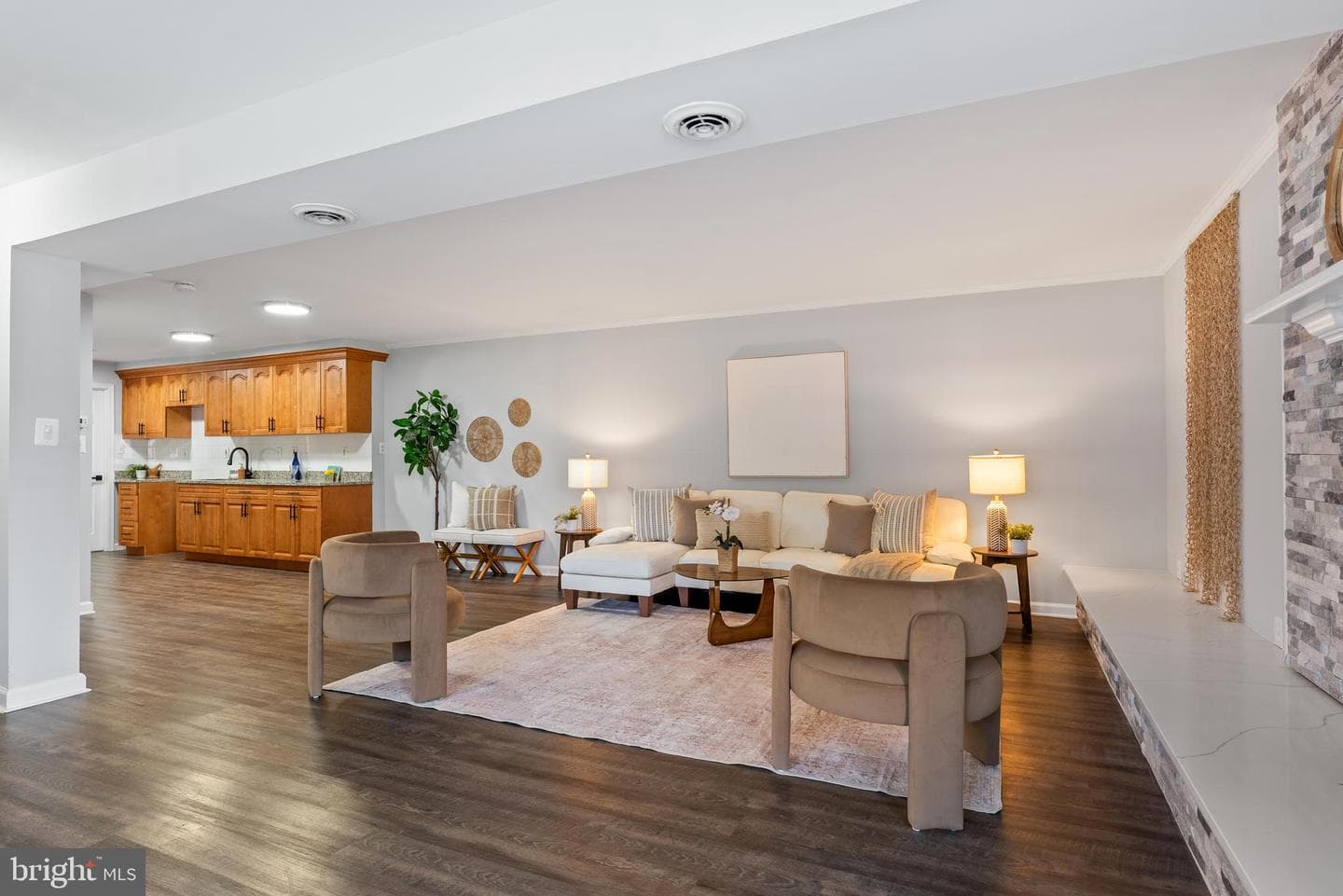 10021 Fox Den Road photo 4