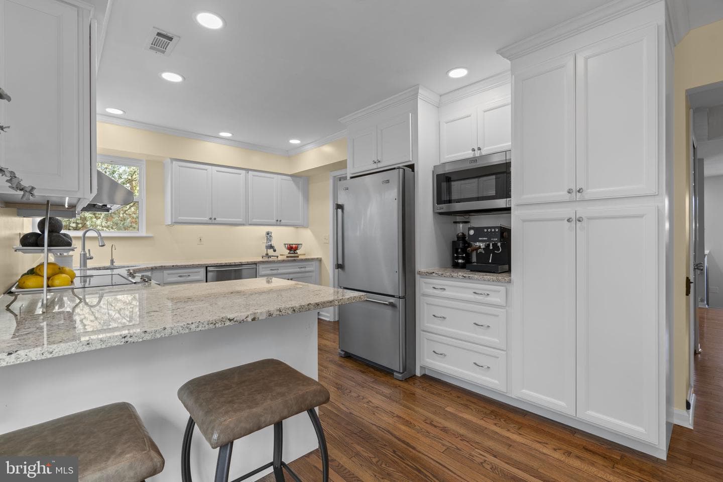 7723 Heatherside Lane photo 17