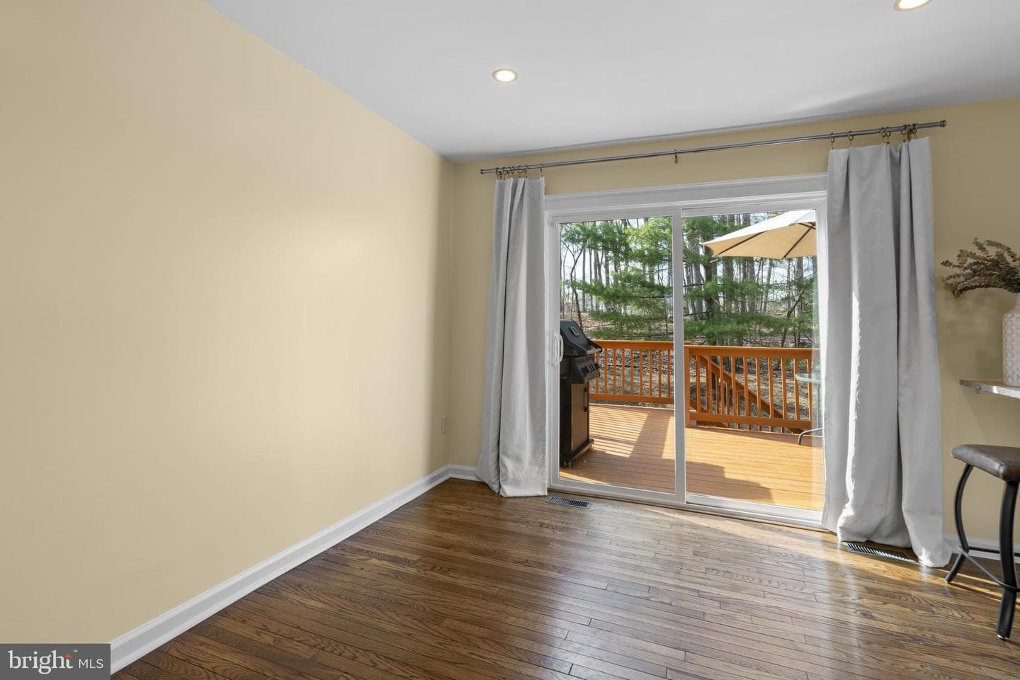 7723 Heatherside Lane photo 19