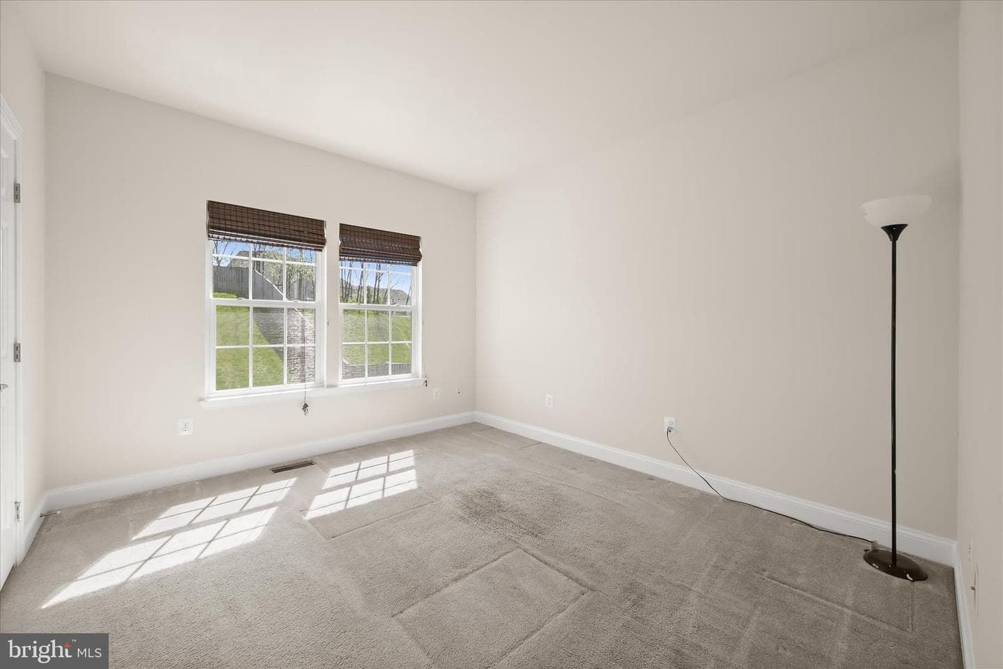 5818 Claremont Drive photo 34