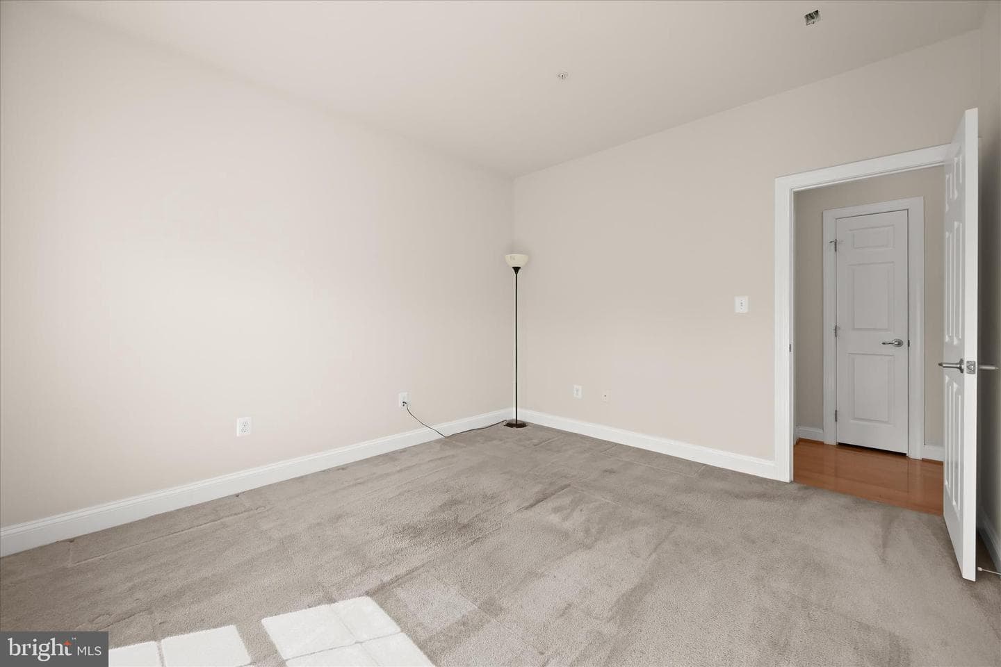 5818 Claremont Drive photo 35