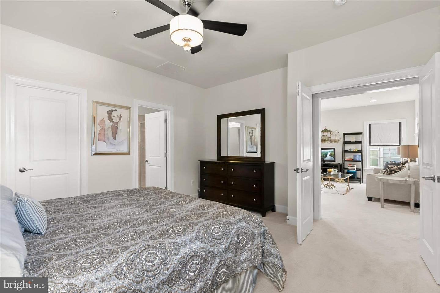 11436 Ellington Street photo 29