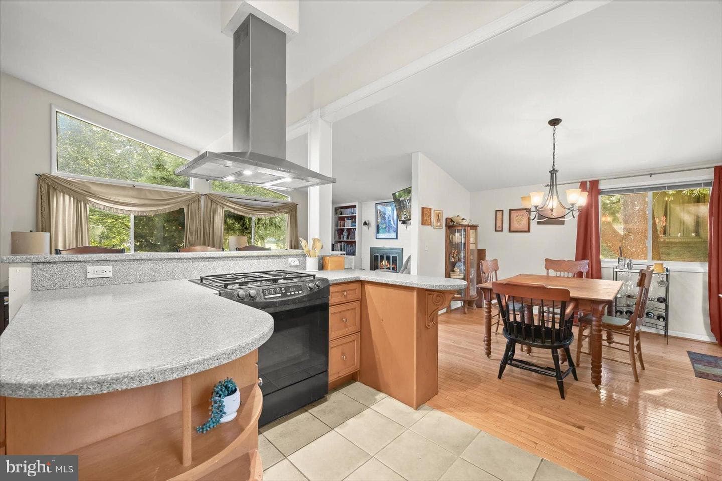 9233 Spring Valley Road photo 11