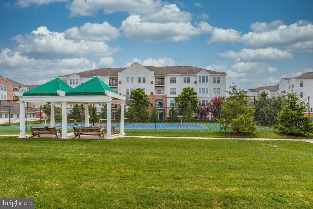 6150 Shadywood Road #207 photo 63