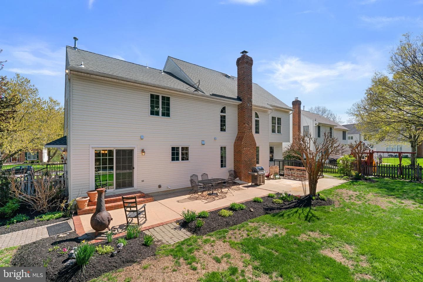 2877 Thornbrook Road photo 40