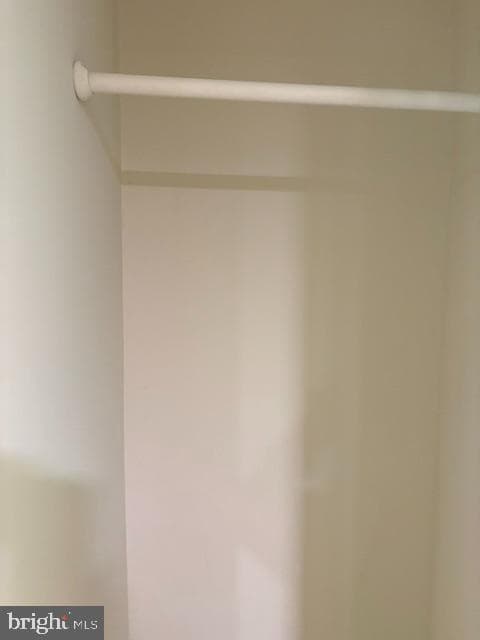 6976 Knighthood Lane photo 19
