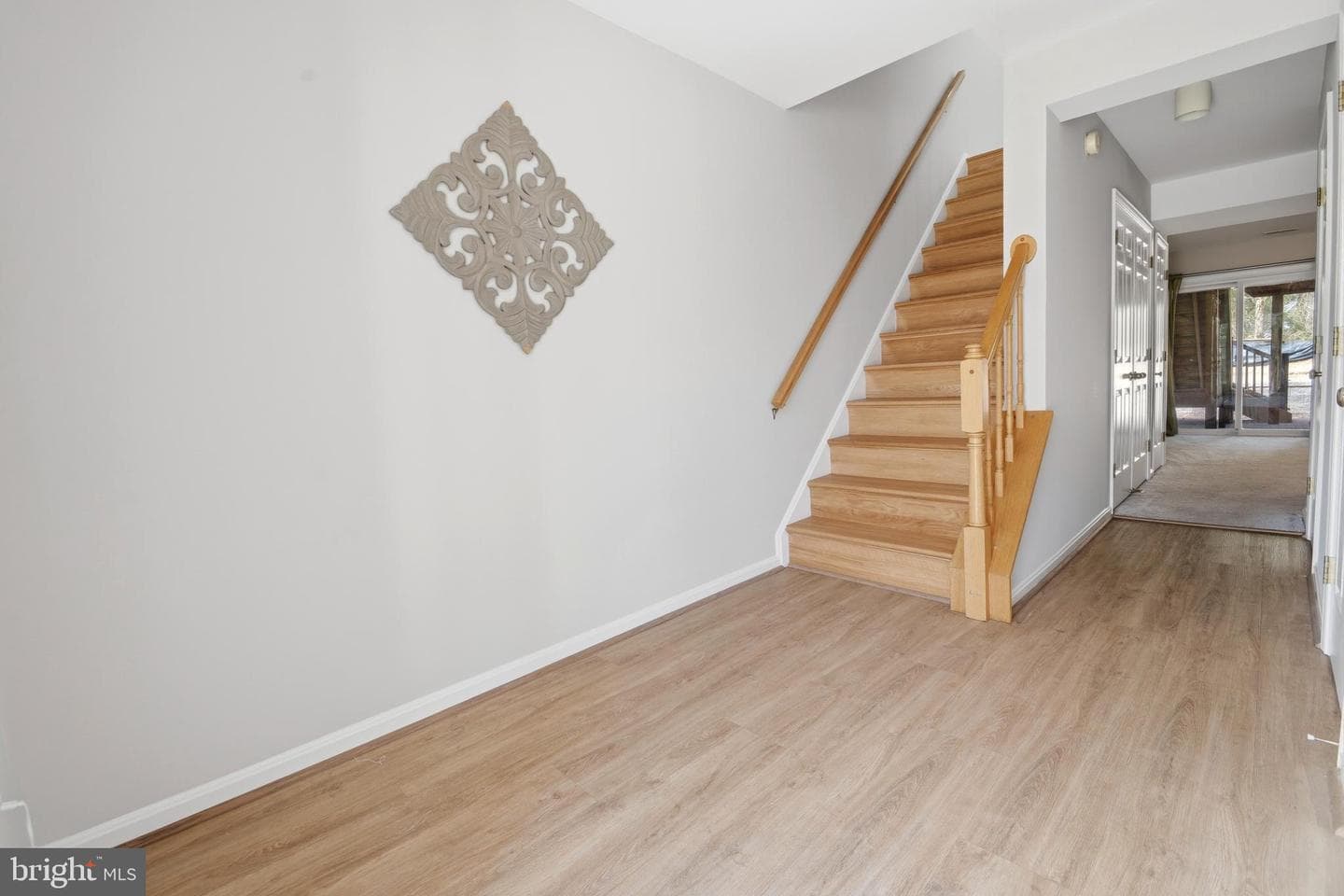 5220 Lightfoot Path photo 2