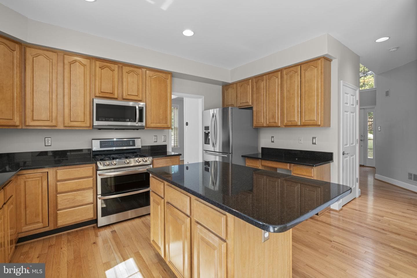 4520 Tulip Way photo 4