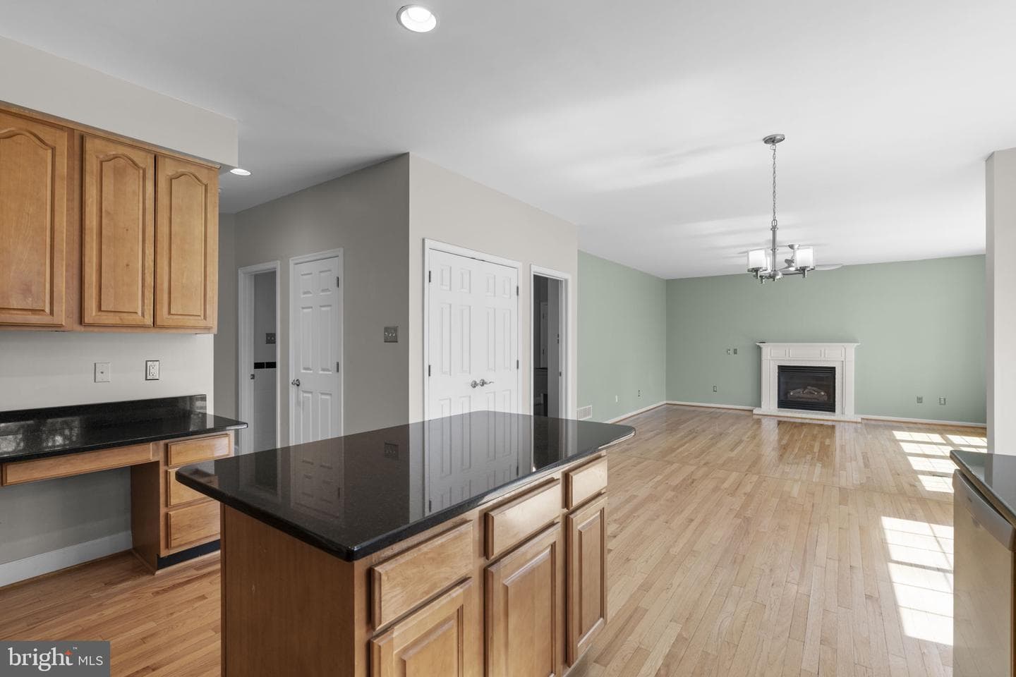 4520 Tulip Way photo 5
