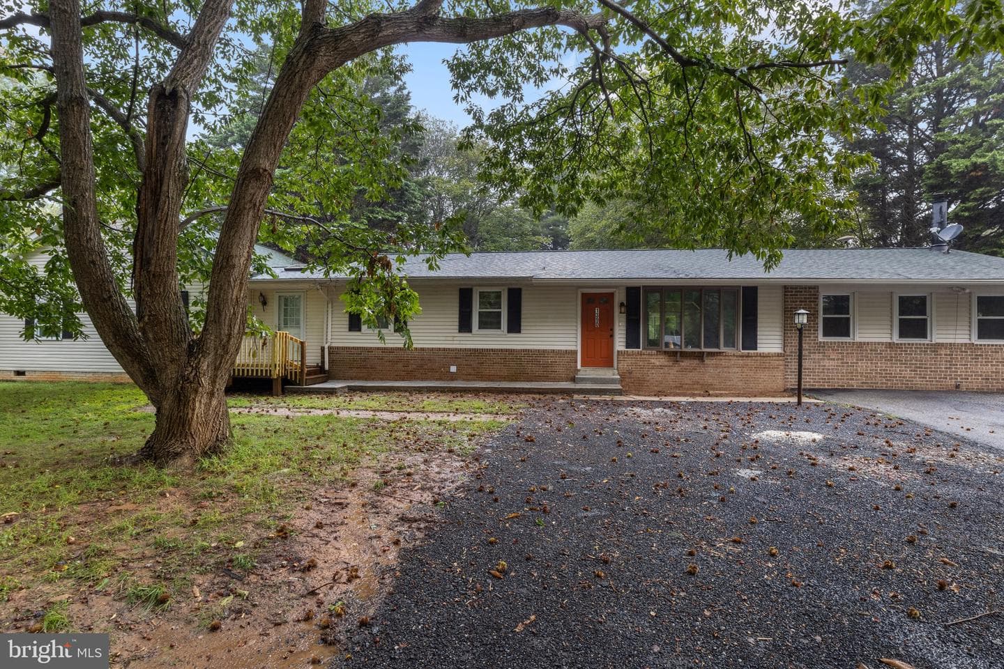 1390 W Route 97 photo 63