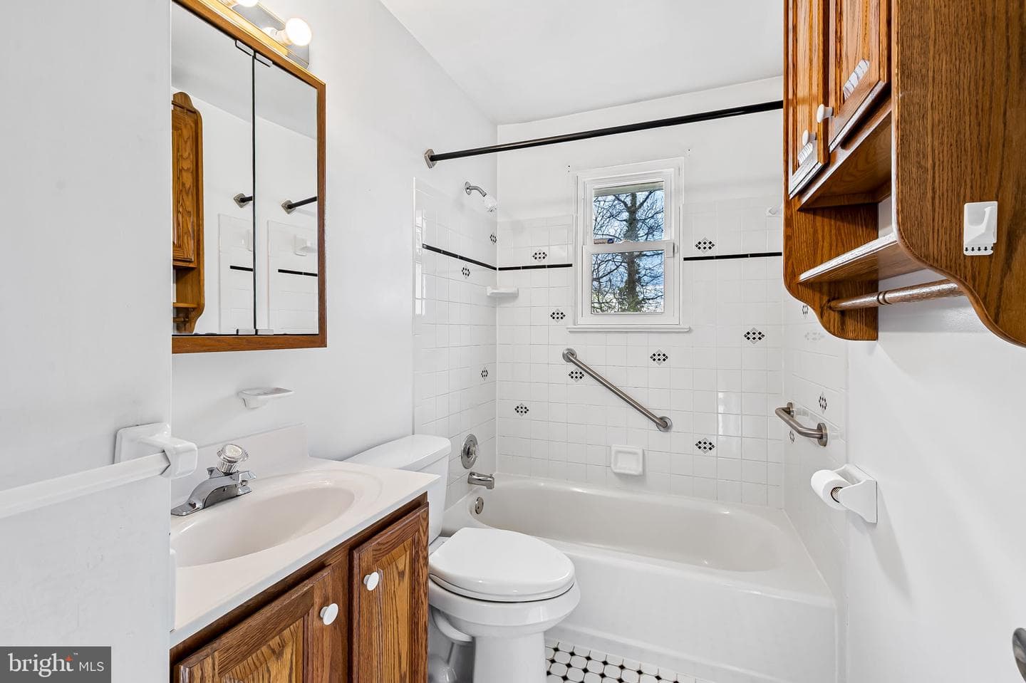 9382 N Laurel Road photo 18