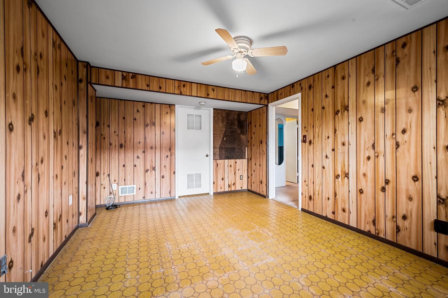 9382 N Laurel Road photo 25