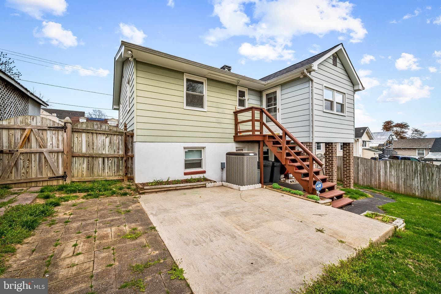 9382 N Laurel Road photo 30