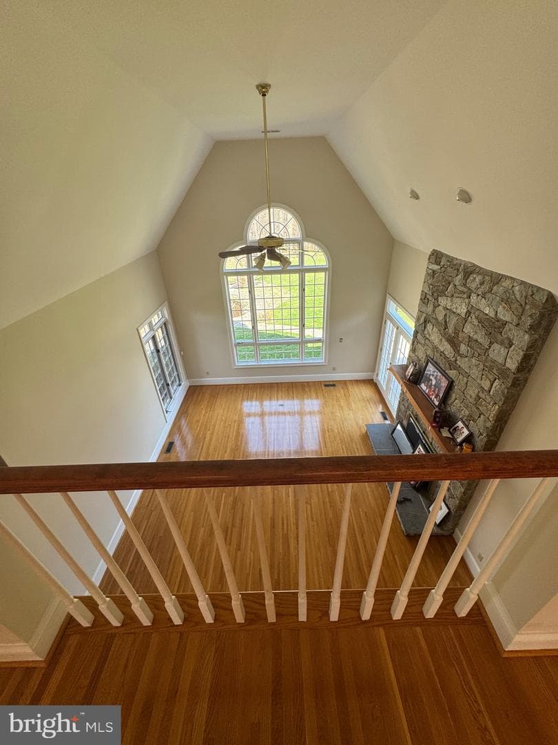 9409 Elizabeth Court photo 25