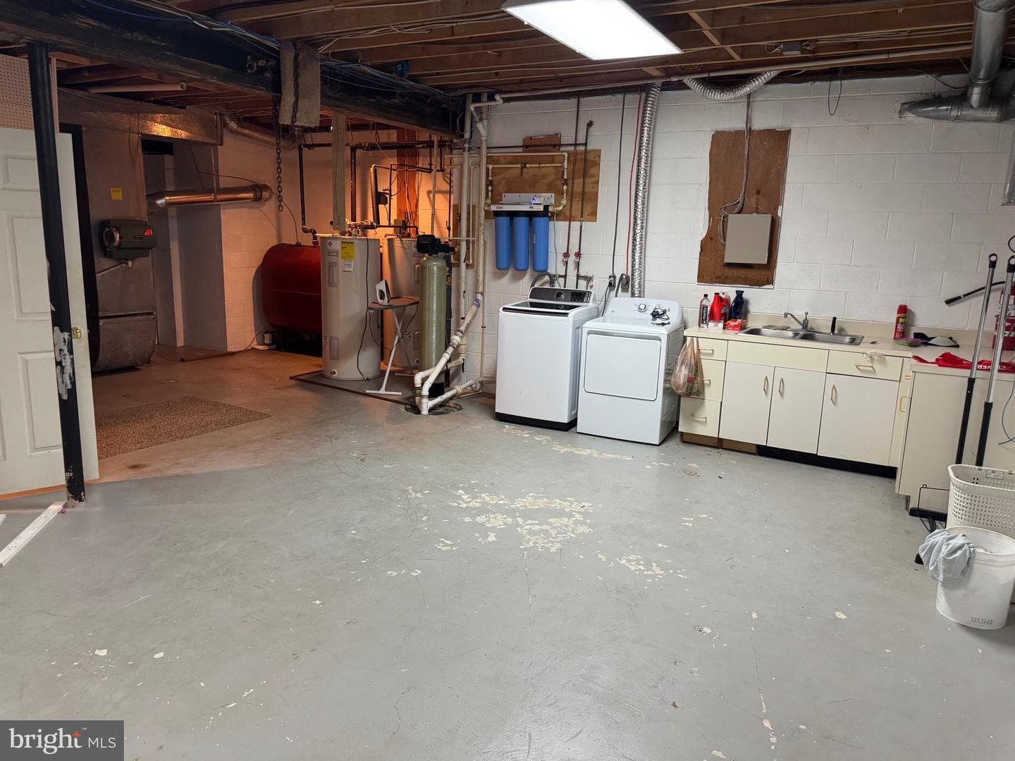 9409 Elizabeth Court photo 41