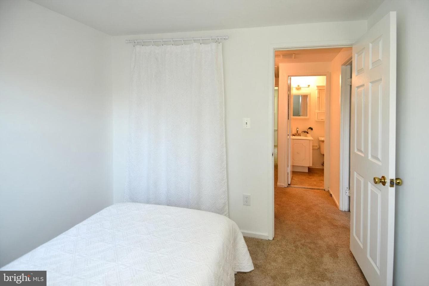 5768 Yellowrose Court photo 19