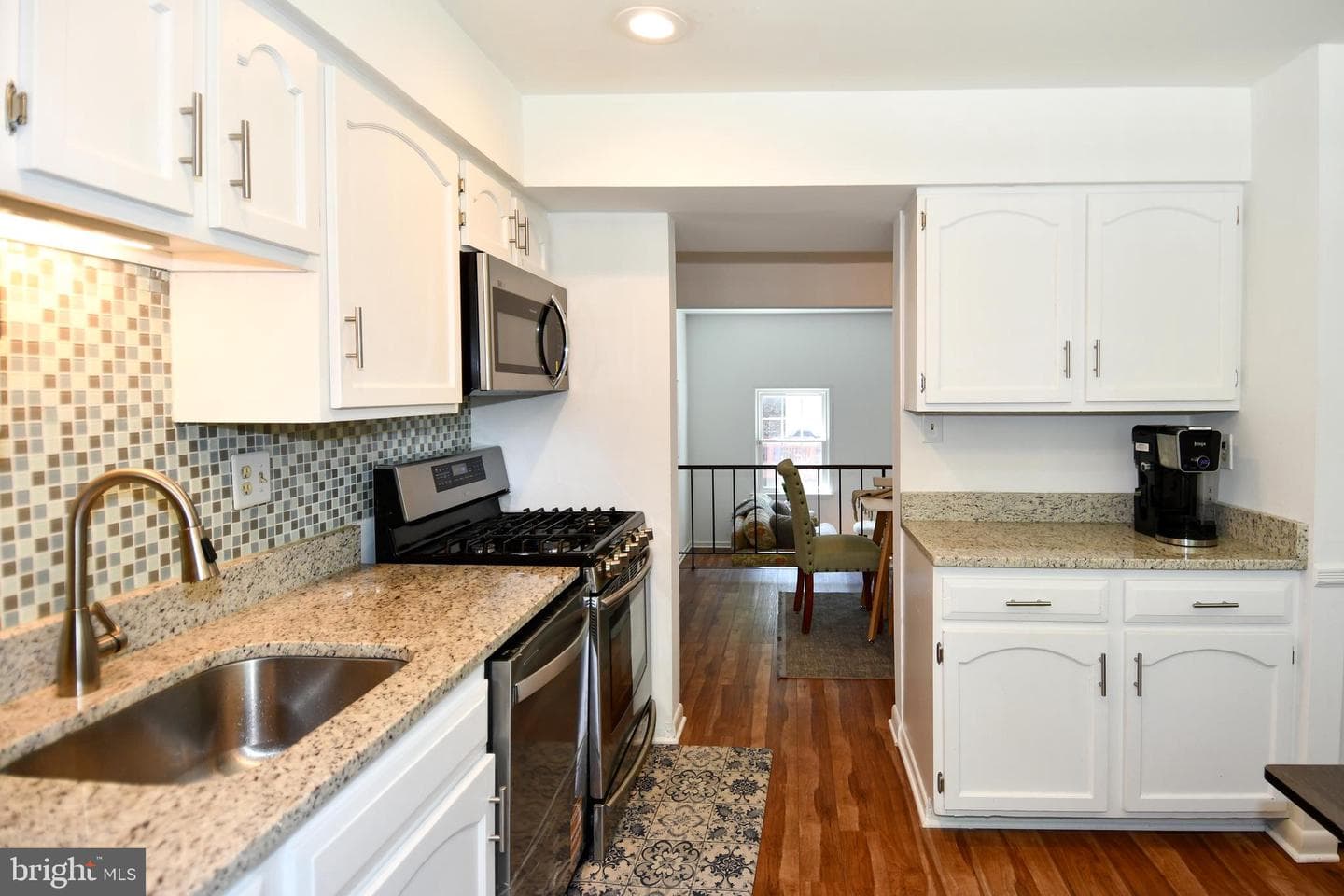 5768 Yellowrose Court photo 3
