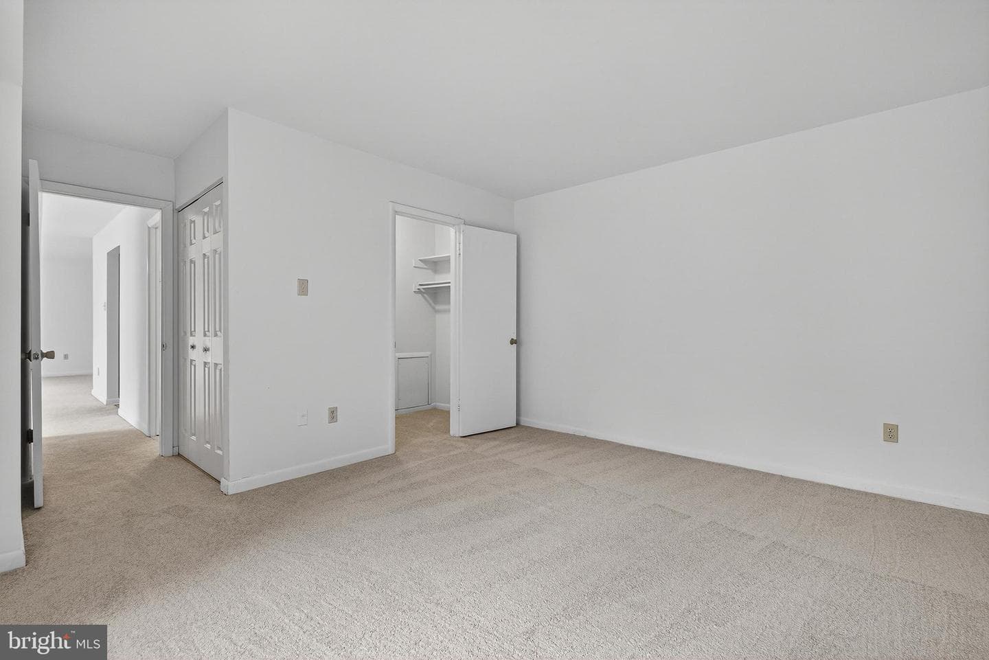8865 Rollright Court #j photo 16