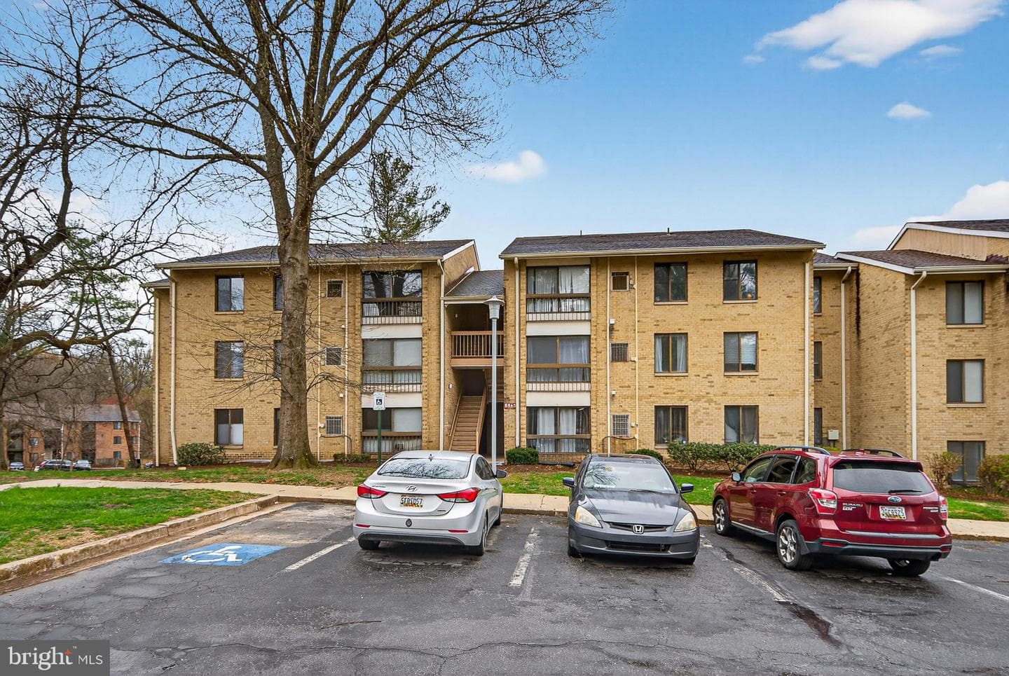 8865 Rollright Court #j photo 3