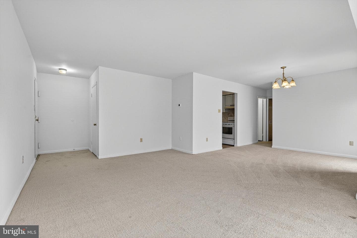 8865 Rollright Court #j photo 5