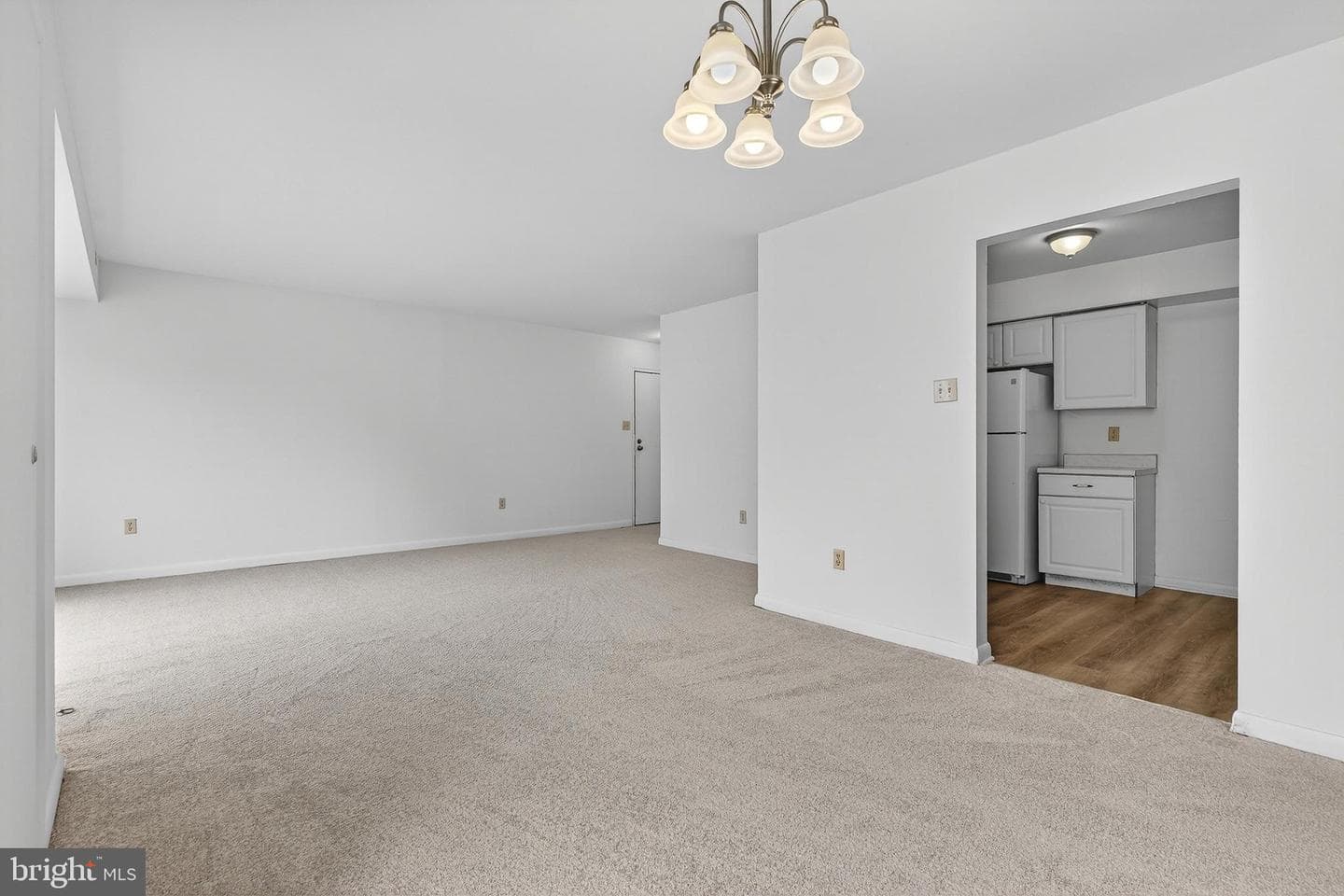 8865 Rollright Court #j photo 6