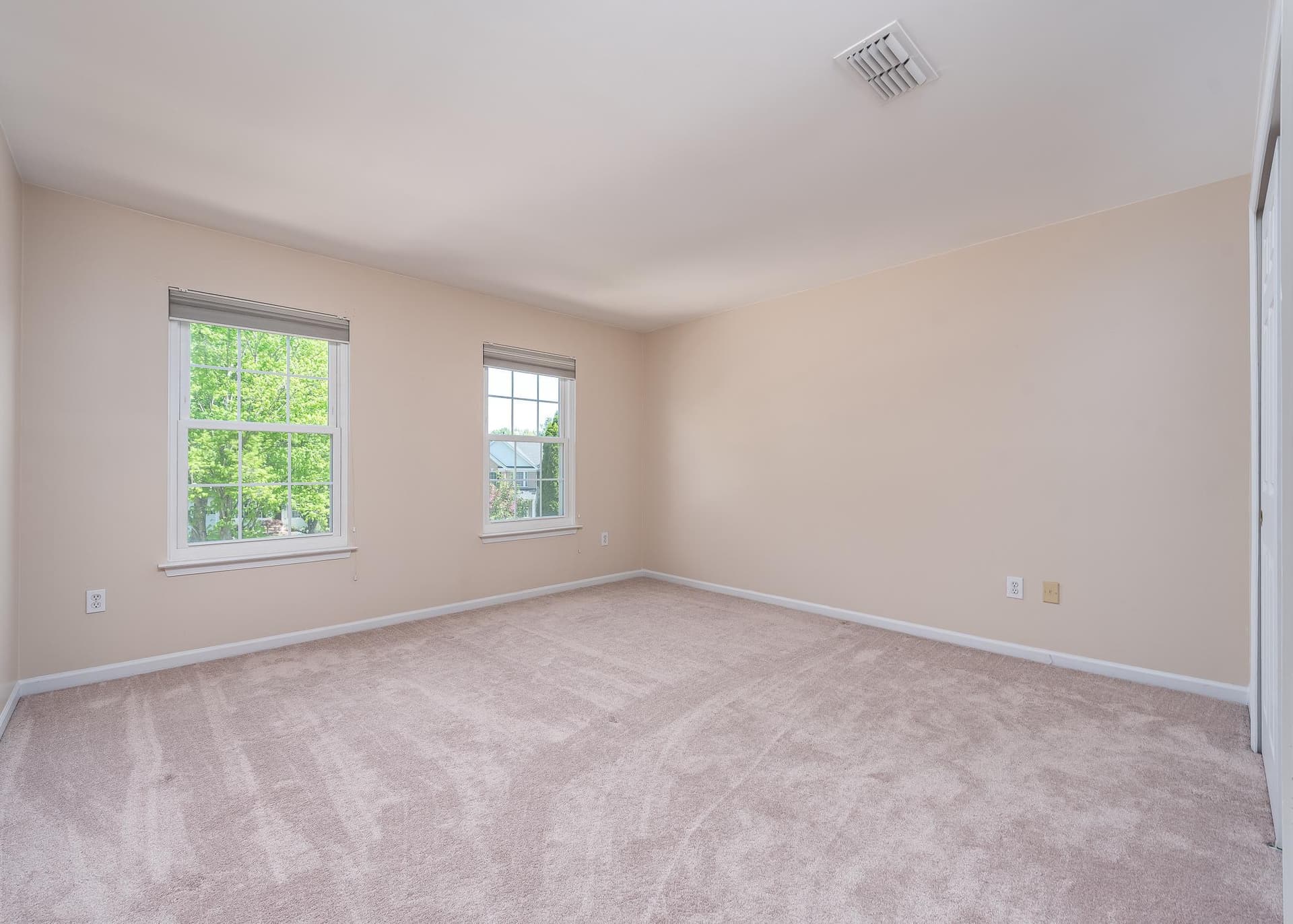 6420 Distant Melody Place photo 23
